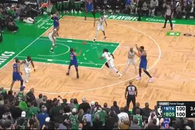 😲布伦森绝佳的绝杀抛投磕筐而出！塔图姆投篮超时！加时了！图片