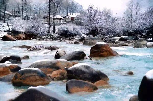 雪山下泡个汤，甘孜冬日真香！