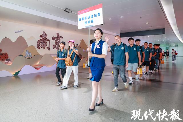 主题打卡点+旅游专线！南京新增打开苏超的N种方式