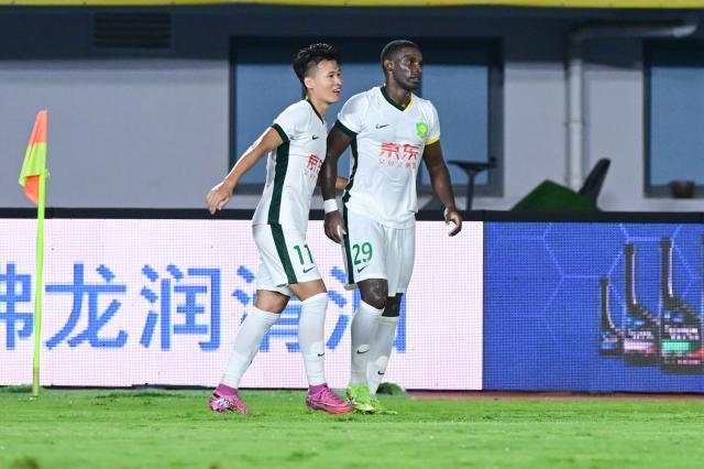 国安3比1客胜西海岸