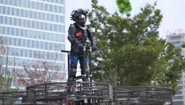 “神奇装备”上新啦！智能机器人让未来生活不再遥远