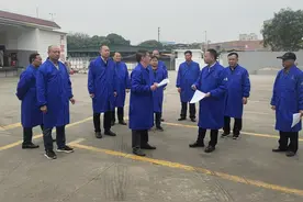 东莞市城管局到大岭山镇开展安全生产及“百千万工程”督导工作图片