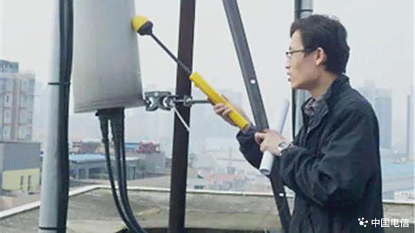 从七个“更”读懂中国电信劳模