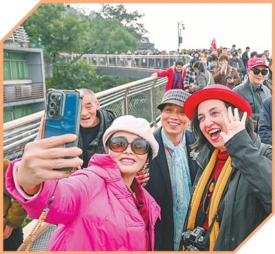 坚持对外开放，推动多领域合作共赢（稳中求进	、提质增效 实现“十五五	”良好开局）