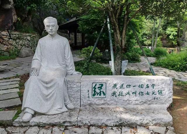 晨读｜周华诚：白云留住