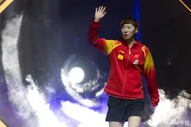 王曼昱晋级WTT中国大满贯女单16强图片