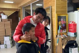 果然视频｜“梦想之家”收到捐赠，柏剑：善款打入统一账户再分配图片