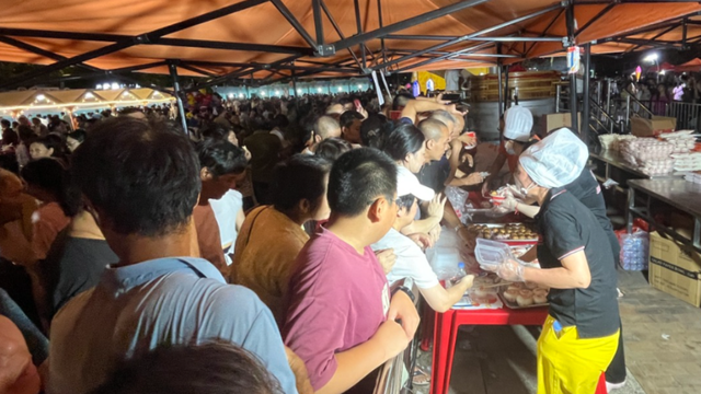 第一波高潮已来！今晚，涵江白塘湖公园人气“爆棚”！速来排队→