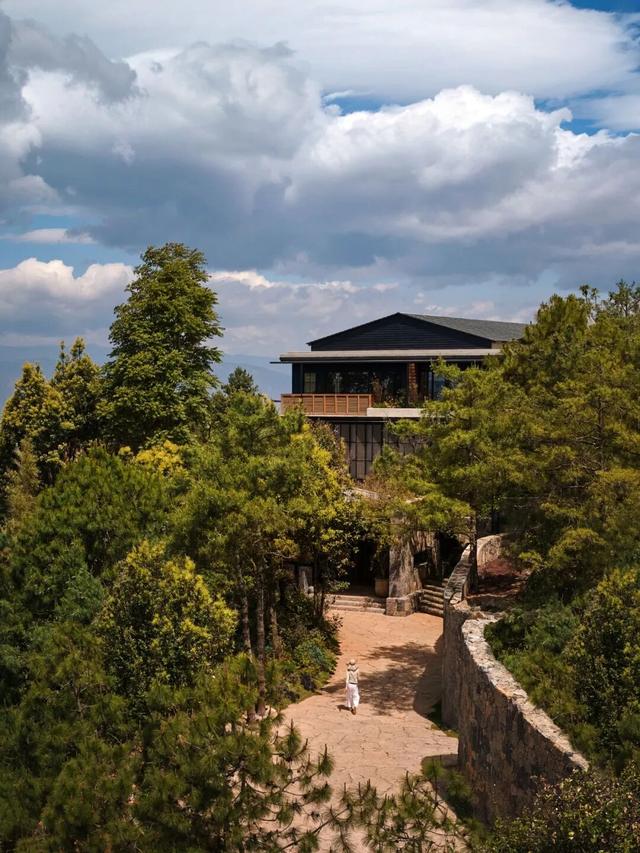 Wallpaper独家｜伙山村里一处让人“迷路”的酒店