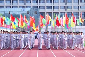 黄河科技学院第八届体育文化节暨第二十六届春季运动会开幕图片