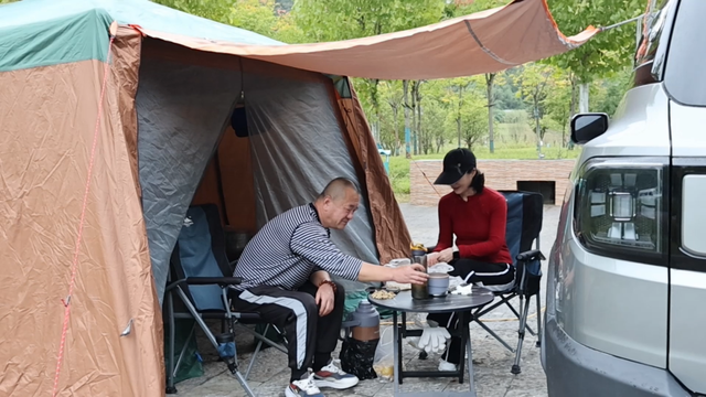 郧西县天河口湿地公园生态美景引客来