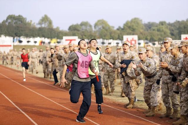 火箭军：两战士军事训练成绩不合格，评优评先资格被否决