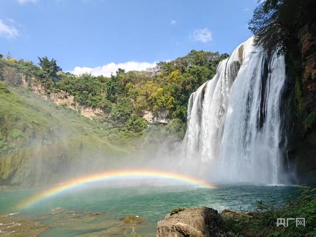 褪去喧嚣显壮阔！初冬黄果树大瀑布成游客热门打卡地