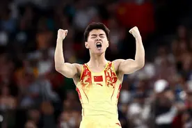 巴黎奥运会｜王梓赛、严浪宇分别获得蹦床男子银牌、铜牌图片