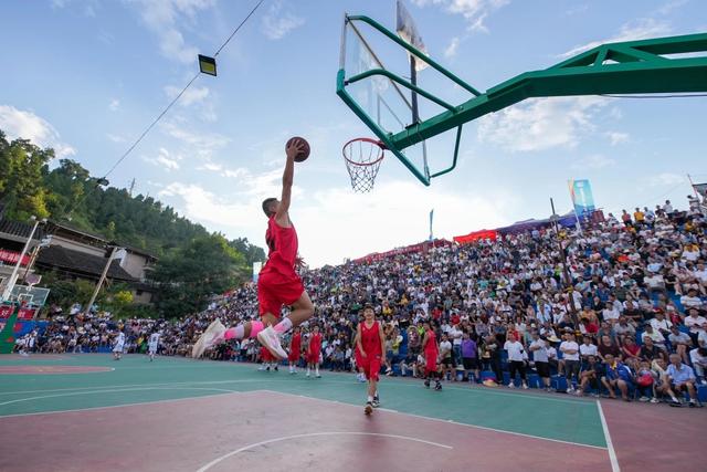 “山地公园省·多彩贵州风”名片更加闪亮