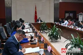 黎春秋在对接上级重大政策工作专题会上要求 全力把政策红利转化为高质量发展实效图片