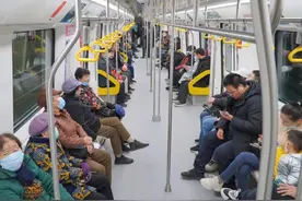 开通仅半日！西安地铁8号（环）线客流达73.3 万人次图片