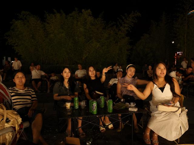 中国阳明文化园衡南云轩群众大舞台：天晴不见不散