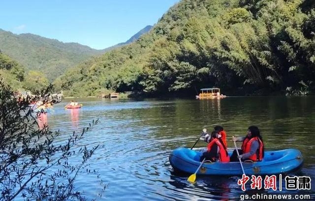 康县：“北山南水”引客来 全域旅游绽新颜