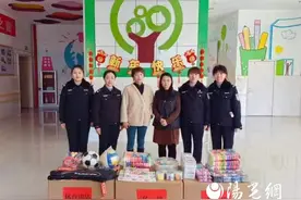不一样的“三八”妇女节图片