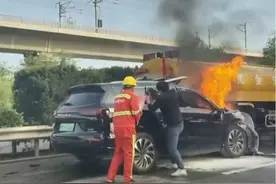 问界汽车回应高速车祸疑问，“看上去很美”的自动辅助驾驶不能过度依赖图片