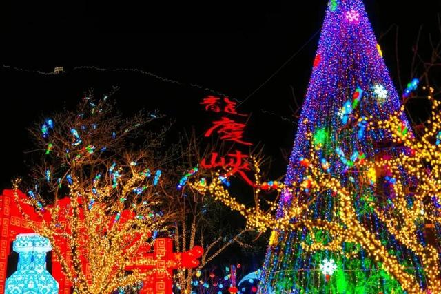 龙庆峡冰灯正式开门迎客！