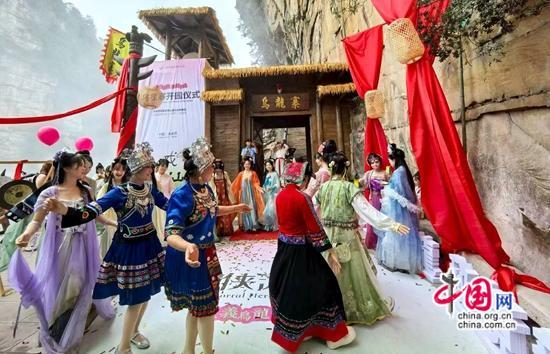 张家界武陵源双节交出答卷：玩法出新 服务无忧