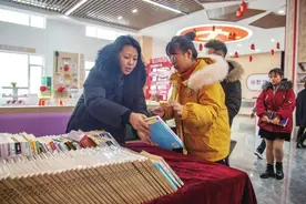烟台市“银龄阅读”老年服务站落地芝罘区图片