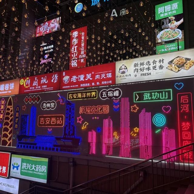 吉安夜游地标｜“大吉盛市”点亮城市烟火气，集装箱背后藏着一座城的浪漫！