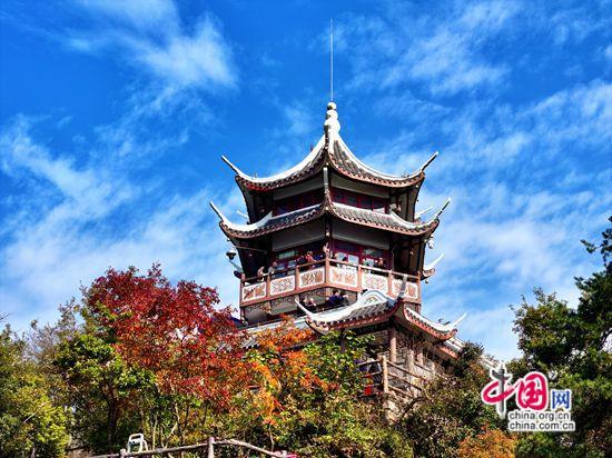 张家界武陵源：层林尽染秋意酣 赴约赏景正当时
