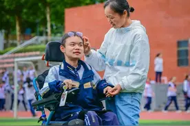 “活不过18岁”的儿子考上大学！这对母子的故事将搬上银幕图片