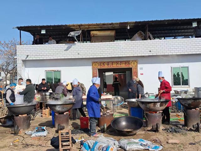 安徽杀猪宴准备足没翻车：两万人吃21头猪27只羊500斤牛肉