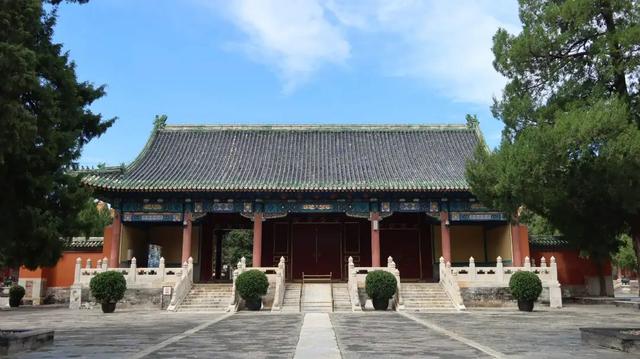 网友：约不上故宫的人，都去这里了！188位皇帝挤在一起，全国独此一处...