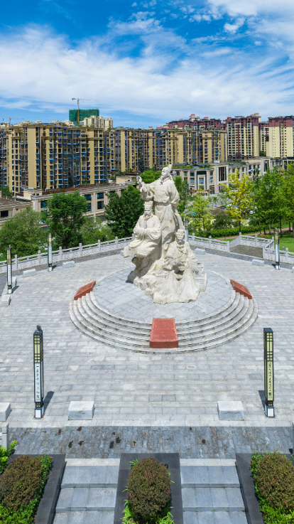 来成都，先简阳