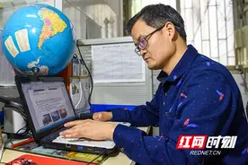 湖南好人·每周一星｜郭定芳：坚守讲台25年 单手撑起一片天图片
