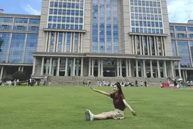 人气女主播惊现复旦？带你解锁魔都文旅新体验→图片