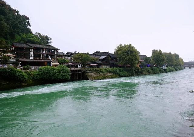 【拾光】岷江水润天府，都江堰铭千秋