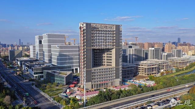 场面｜徐汇“硅谷”：淀浦河畔崛起AI小镇