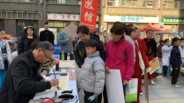 大象新闻第五届社区文化公益行走进瀚苑社区