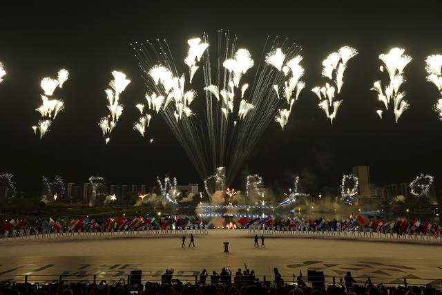 绝美！震撼！蓉城夜空璀璨