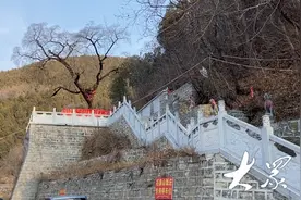 农家乐见证村庄变迁，捎近村年年有新变化图片