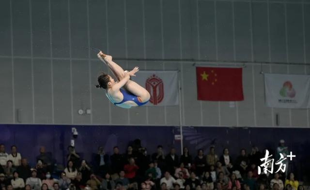 王伟莹获得十五运会跳水女子个人全能冠军