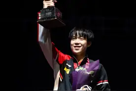 体坛午爆｜多哈世乒赛国乒4金收官，姆巴佩斩获西甲和欧洲金靴图片