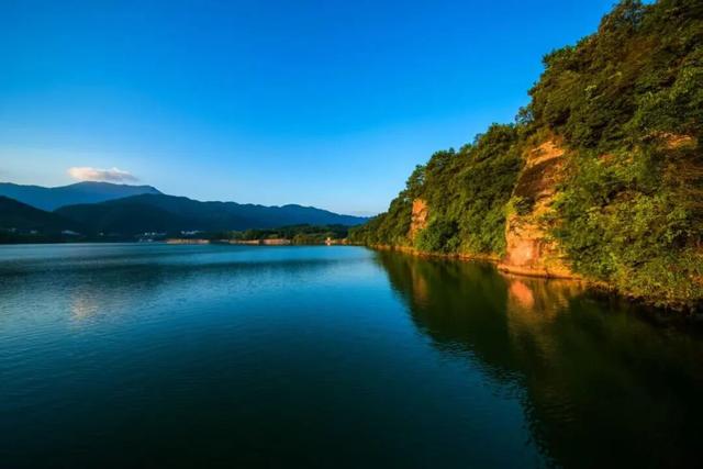 国庆中秋去哪玩？来社港——秋游赏湖、露营观星.....
