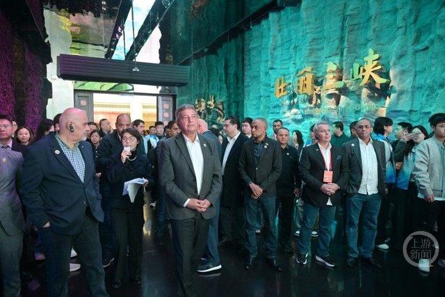 壮丽三峡再“圈粉”！中阿论坛嘉宾打卡三峡博物馆