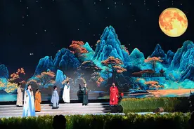 湖南省怀化市第三届旅游发展大会在洪江开幕图片