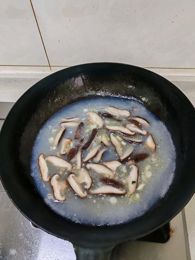 壹粉食堂|海蛎子鸡蛋汤，美味与营养的完美结合，好喝到停不下来
