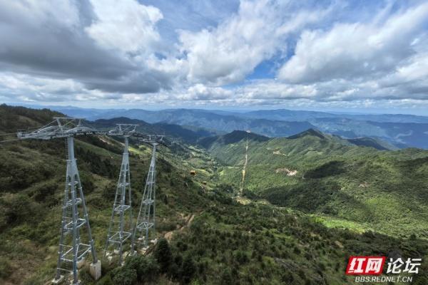 全球最长高山索道开通！解锁“云端赏梯田”新体验，秘境不再难寻
