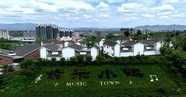洛南音乐小镇、抚龙湖、溪乐谷民宿入选农业农村部夏季精品路线