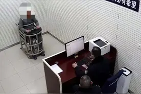 刘某，拘留！除夕当天竟躲在高铁卫生间里干这事图片